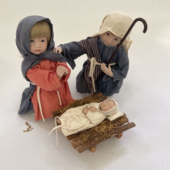 Ashton Drake Galleries Holy Family Nativity Set Porcelain Figurine Dolls Shepard - Picture 2 of 12